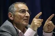 می‌گویند شما رفتید بالای دیوار سفارت، امروز نوکر آمریکا شدید!