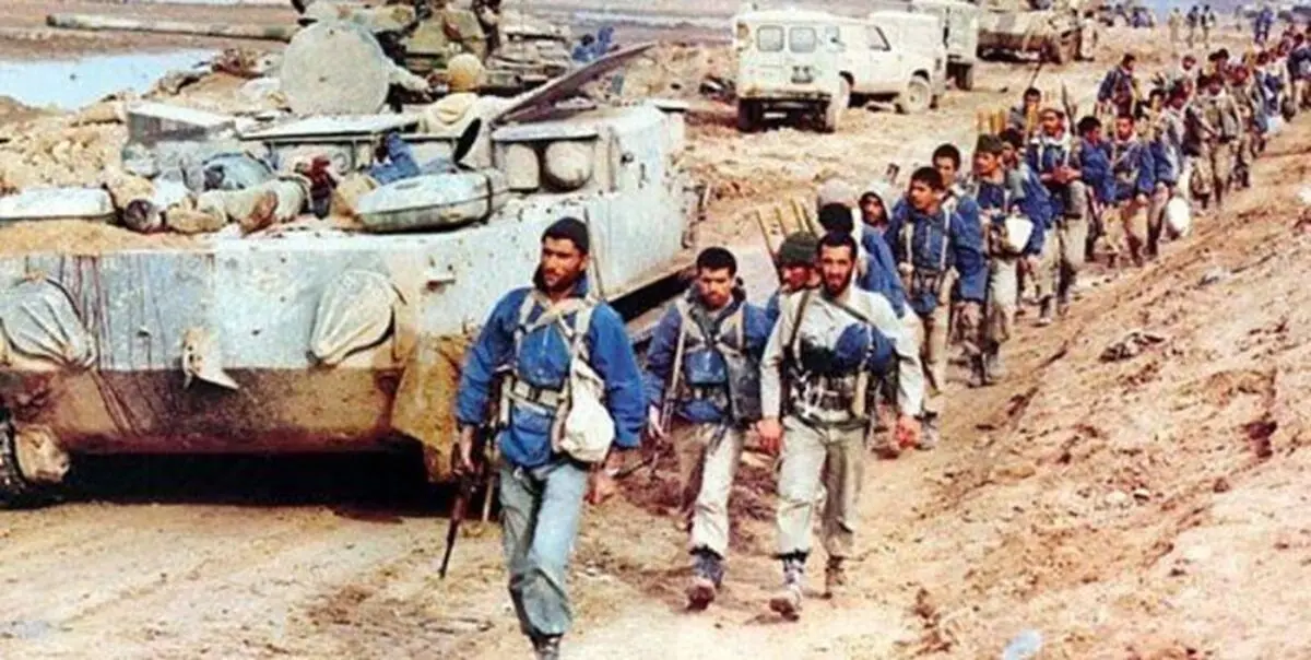 رونمایی از تمثال 2 هزار شهید در تهران
