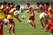 خاکپور ۲۵ بازیکن را به اردو دعوت کرد