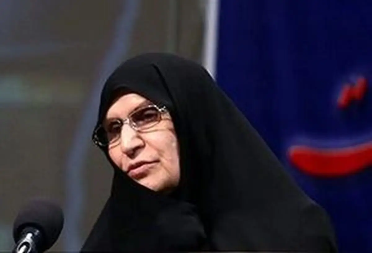 واکنش دختر امام خمینی (ره) به انتخاب آیت الله سید مجتبی خامنه ای به عنوان رهبرانقلاب