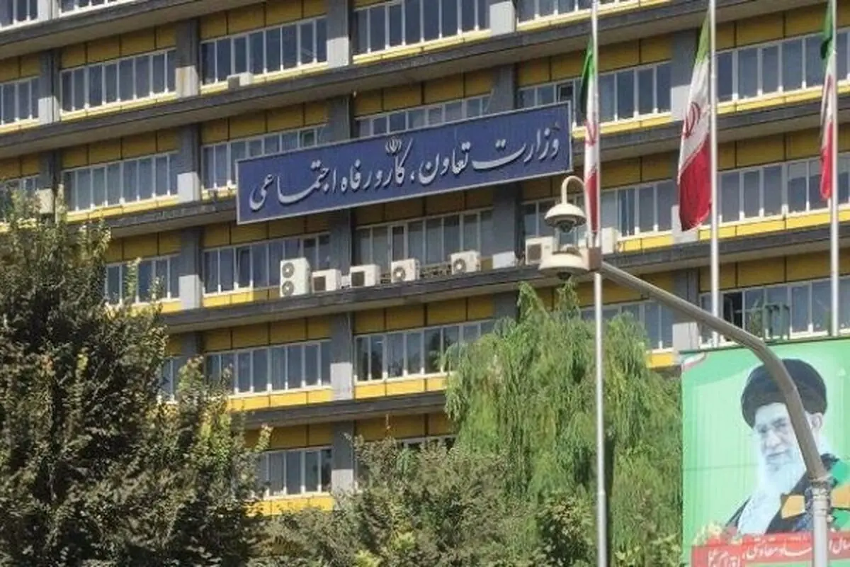 فارغ التحصیلان 50 درصد بیکاران کشور را تشکیل می‌دهند
