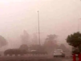 طوفان با سرعت 90 کیلومتر در ساعت اردستان در استان اصفهان را در نوردید