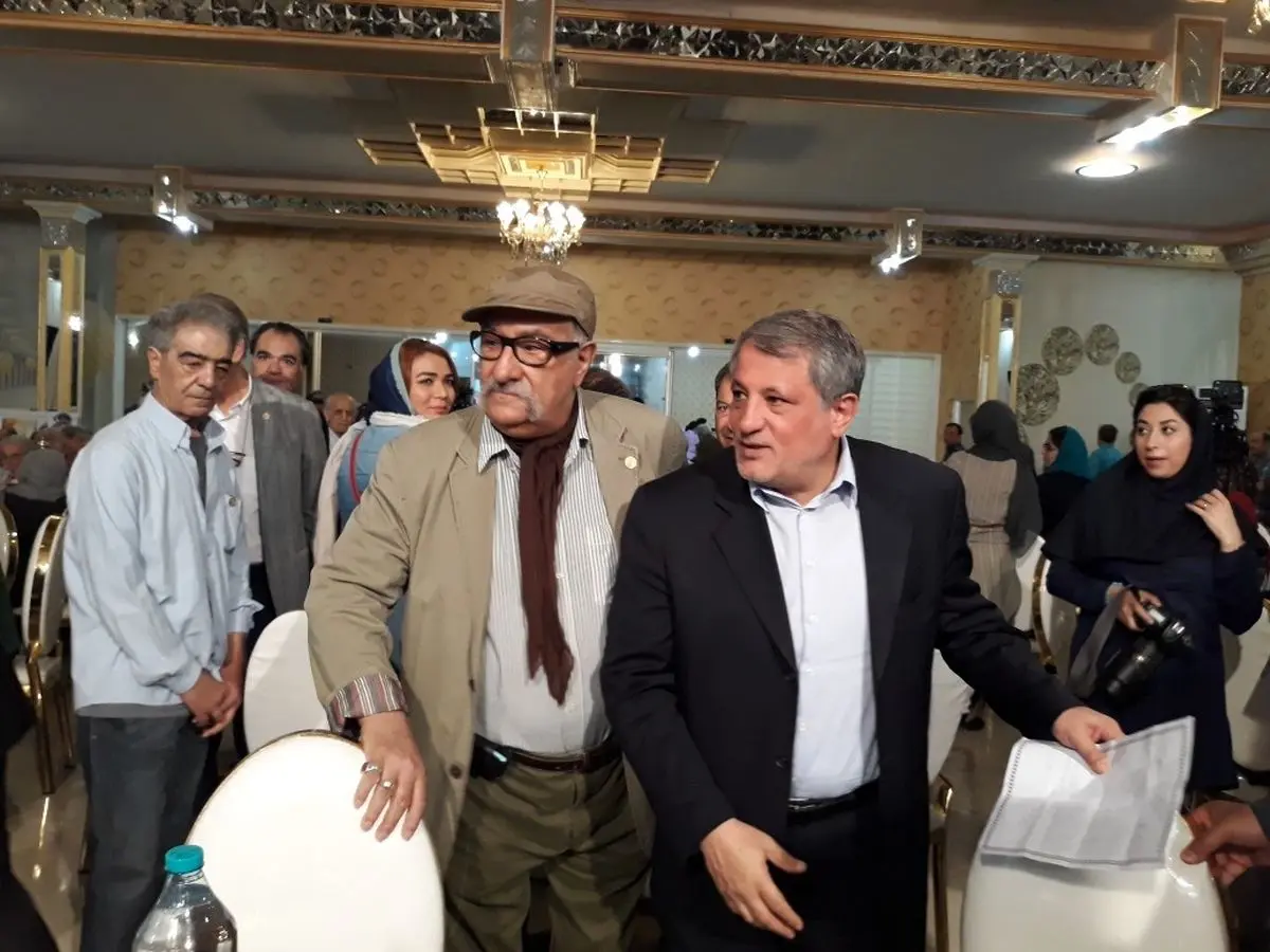 دیدار صمیمانه وزیر ارشاد با هنرمندان پیشکسوت