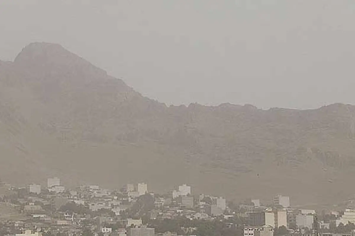 گرد و غبار پروازهای فرودگاه ایلام را لغو کرد