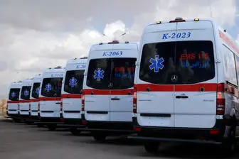 تحویل ۲۴ دستگاه آمبولانس به وزارت بهداشت از سوی بنیاد مستضعفان
