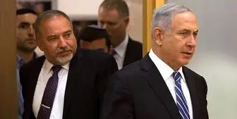 لیبرمن خواستار کناره‌گیری نتانیاهو شد