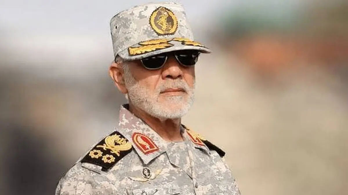 بازدید رئیسِ ستادکل نیروهای مسلح از یکی از تاسیساتِ زیرزمینی تولید موشک های بالستیک