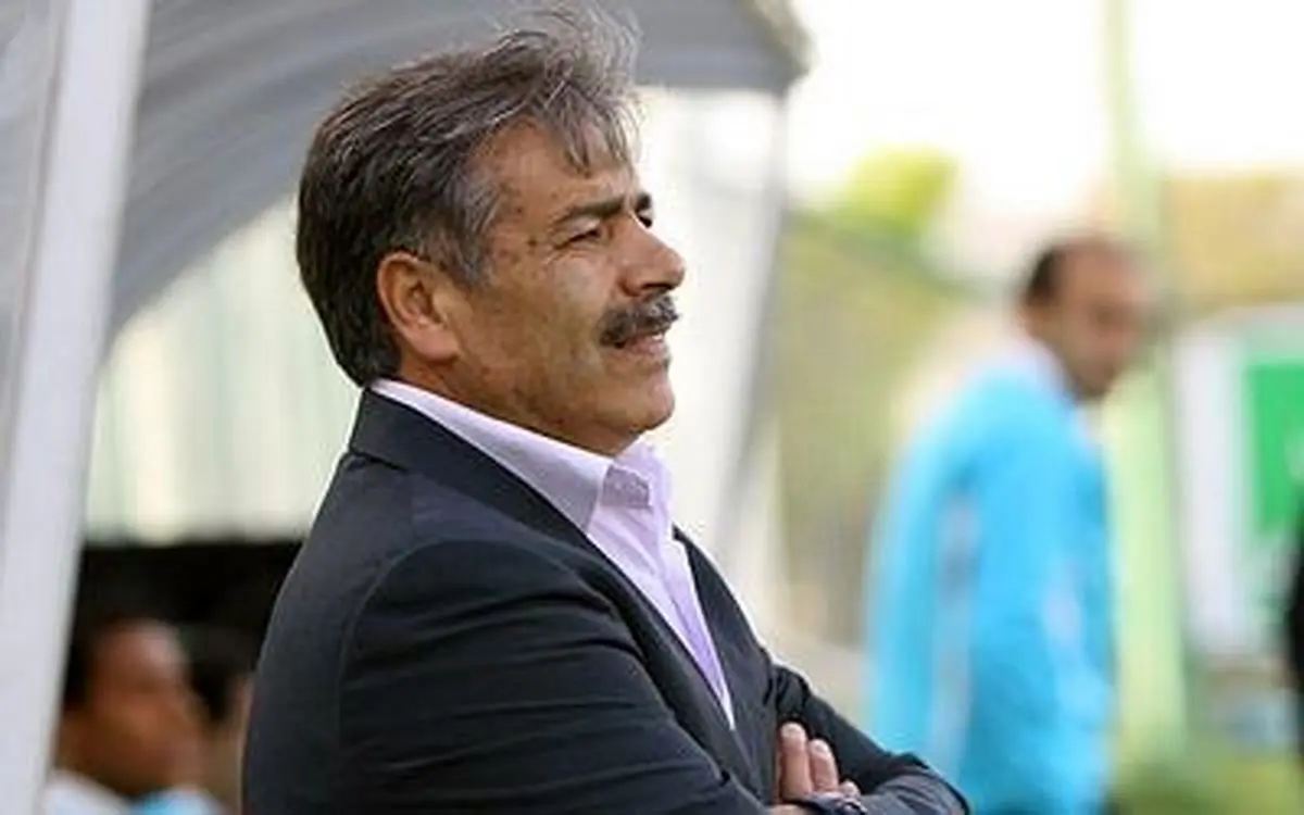 برخورد شدید ابراهیمزاده با آقازمانی؛ بهتر بود پیراهن آبی میپوشیدی!