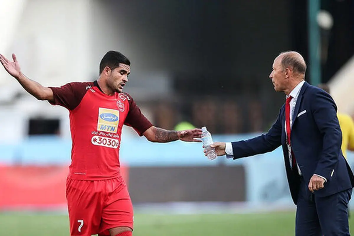 مانعی عجیب بر سر راه جدایی یک بازیکن با پرسپولیس