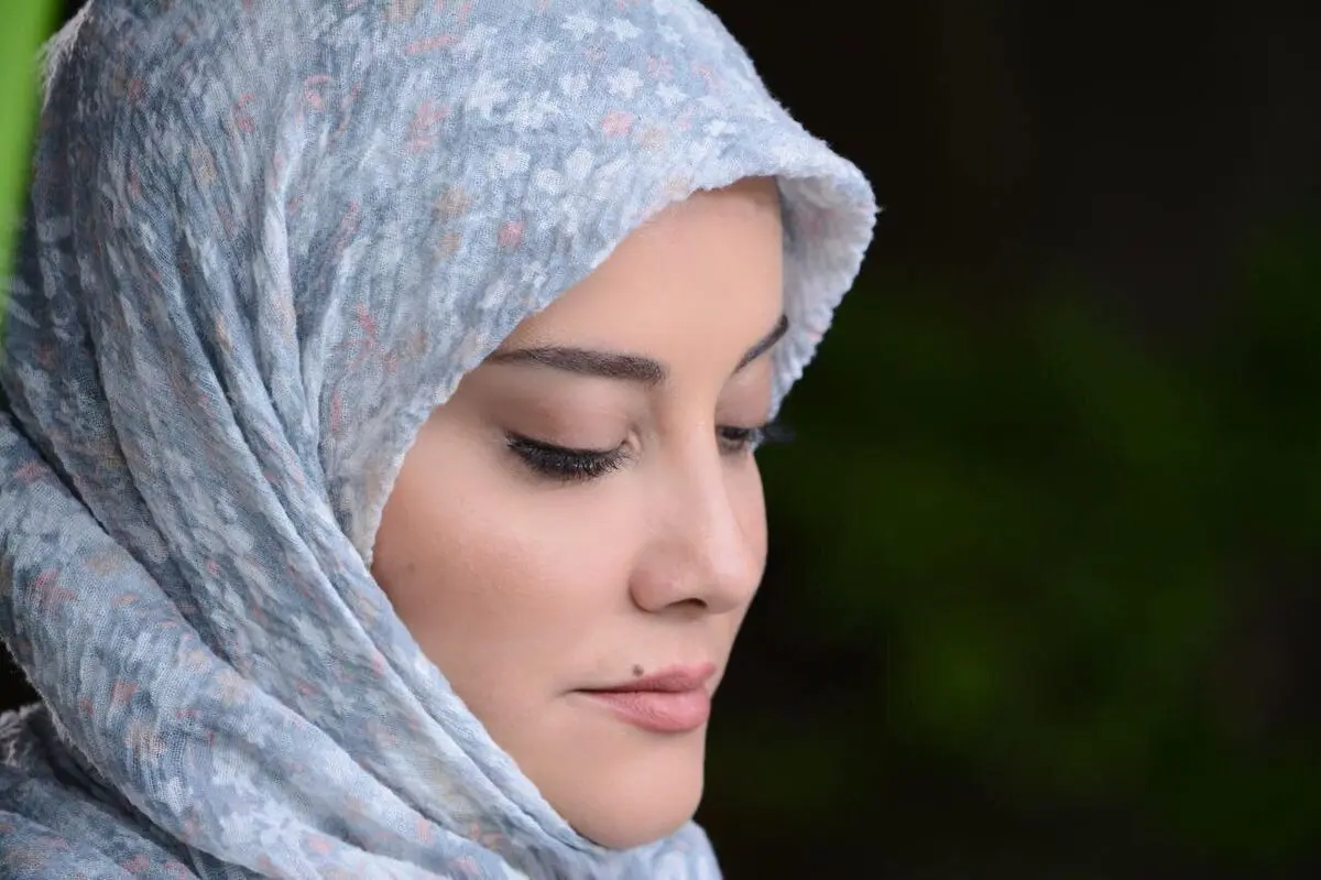 
نظر آشا محرابی نسبت به شباهت به آنجلیا جولی
