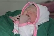 چرا کودکمان در بدو تولد دندان دارد؟