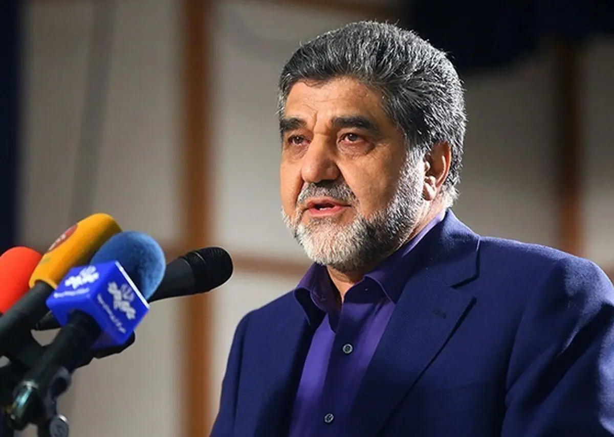  دو نرخی شدن بنزین باعث رانت می‌شود 