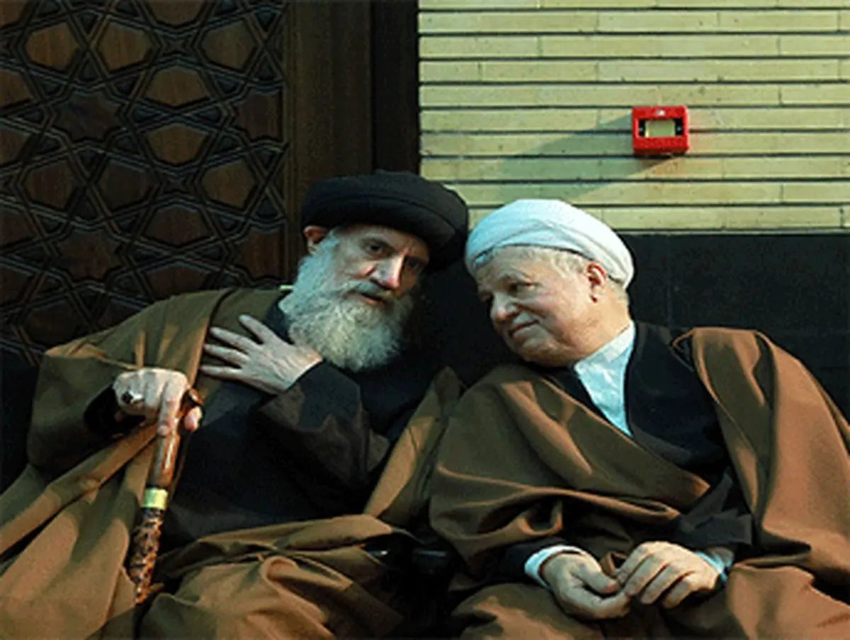 حاشیههای مراسم ختم به میزبانی هاشمی