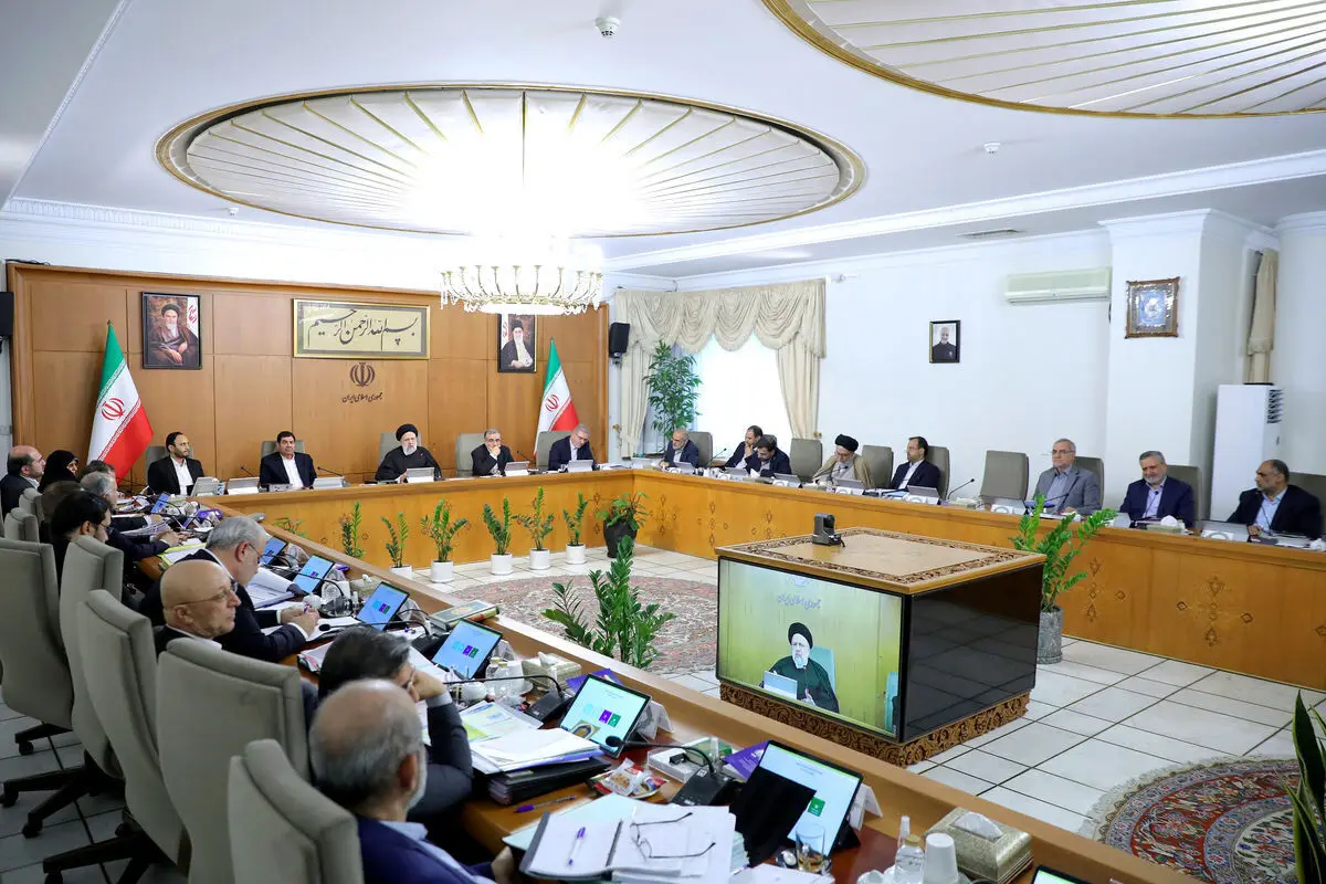 چه کسی معاون پارلمانی رئیسی میشود؟ + عکس