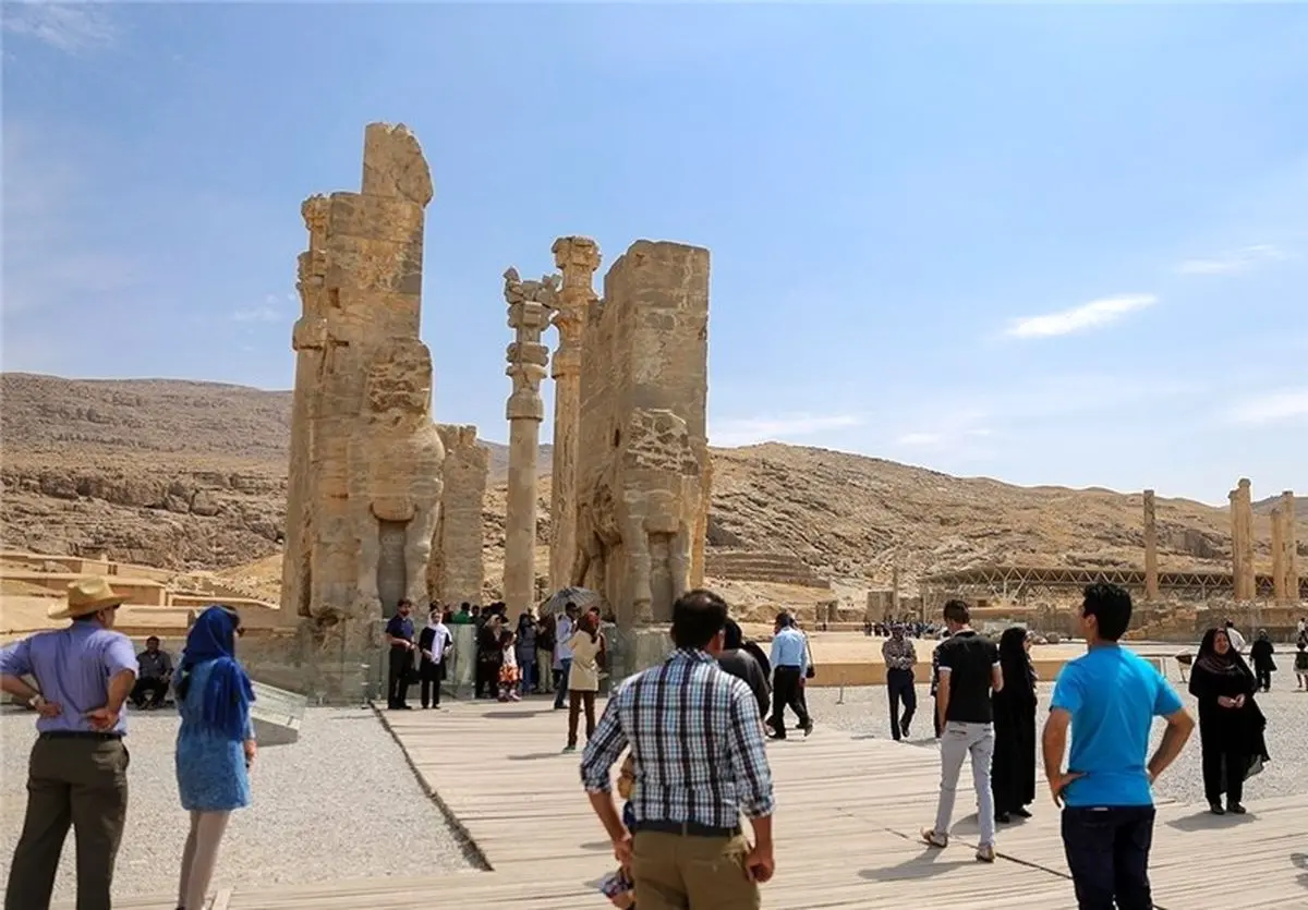 مراکز اقامتی مجموعه جهانی تخت جمشید احیاء میشود