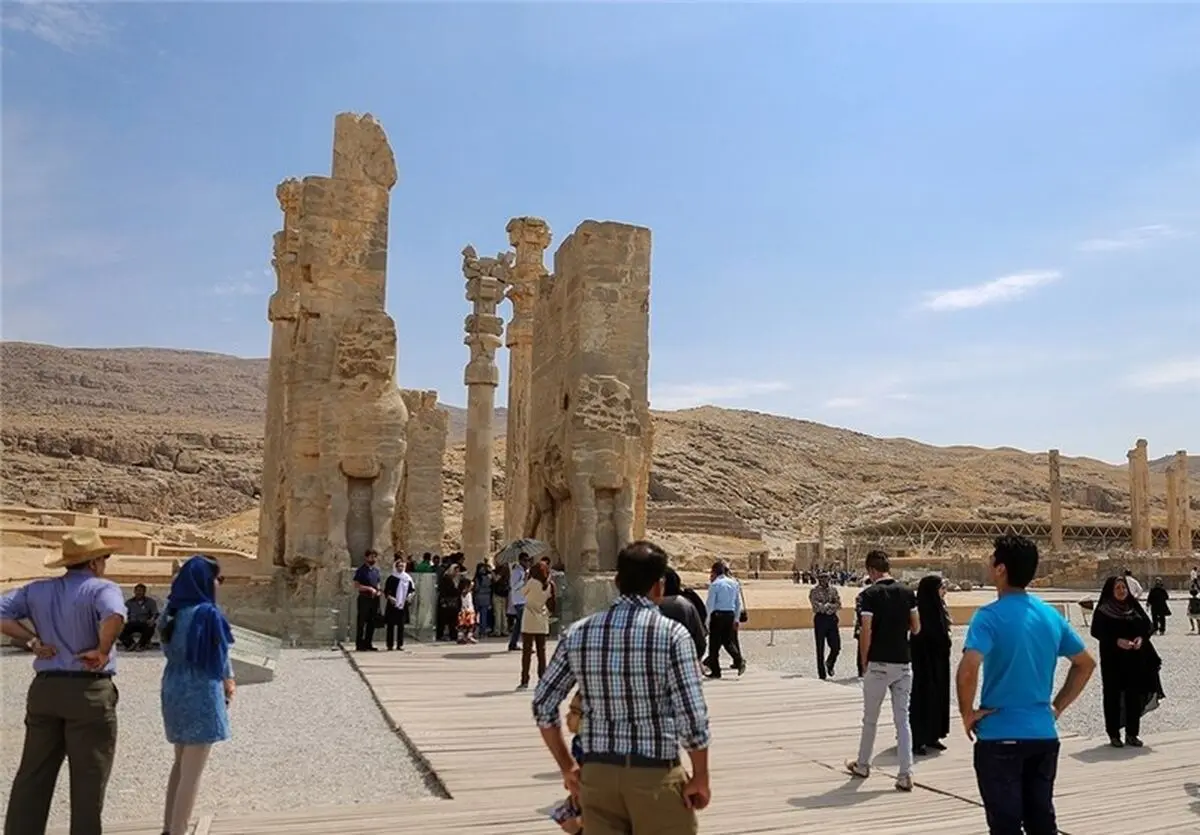 مراکز اقامتی مجموعه جهانی تخت جمشید احیاء می‌شود