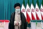 لحظه رای دادن رهبر معظم انقلاب+ فیلم