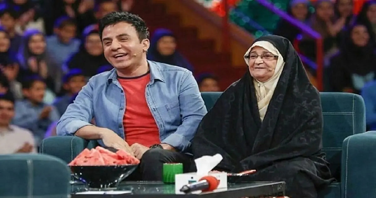 رفتار قابل تحسین عمو پورنگ با مادرش + فیلم