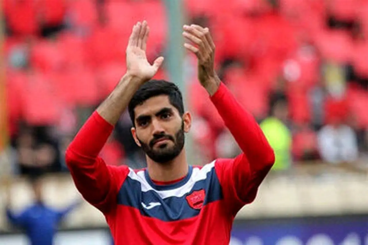 بازیکن سابق پرسپولیس در نماز جمعه