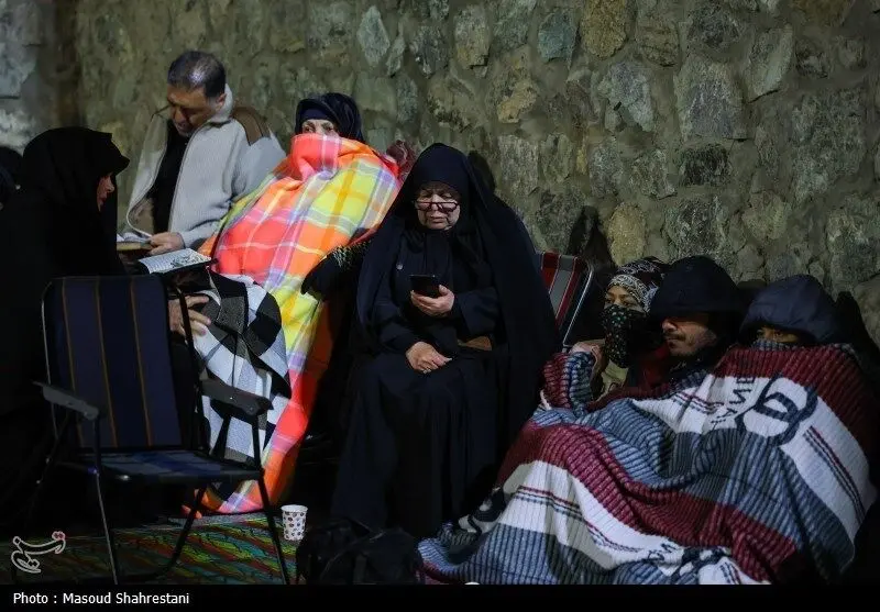 شب قدر در کهف الشهدا/ گزارش تصویری