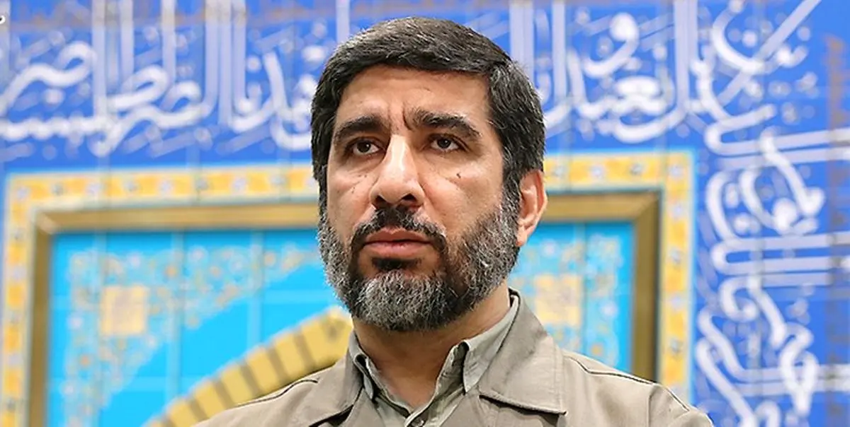 مهدی سلحشور در جمکران دعای توسل میخواند