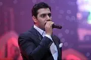 عکس خواننده پاپ در کافه مشهور سوژه شد