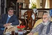نماینده رئیس جمهور به عیادت «جمشید مشایخی» رفت
