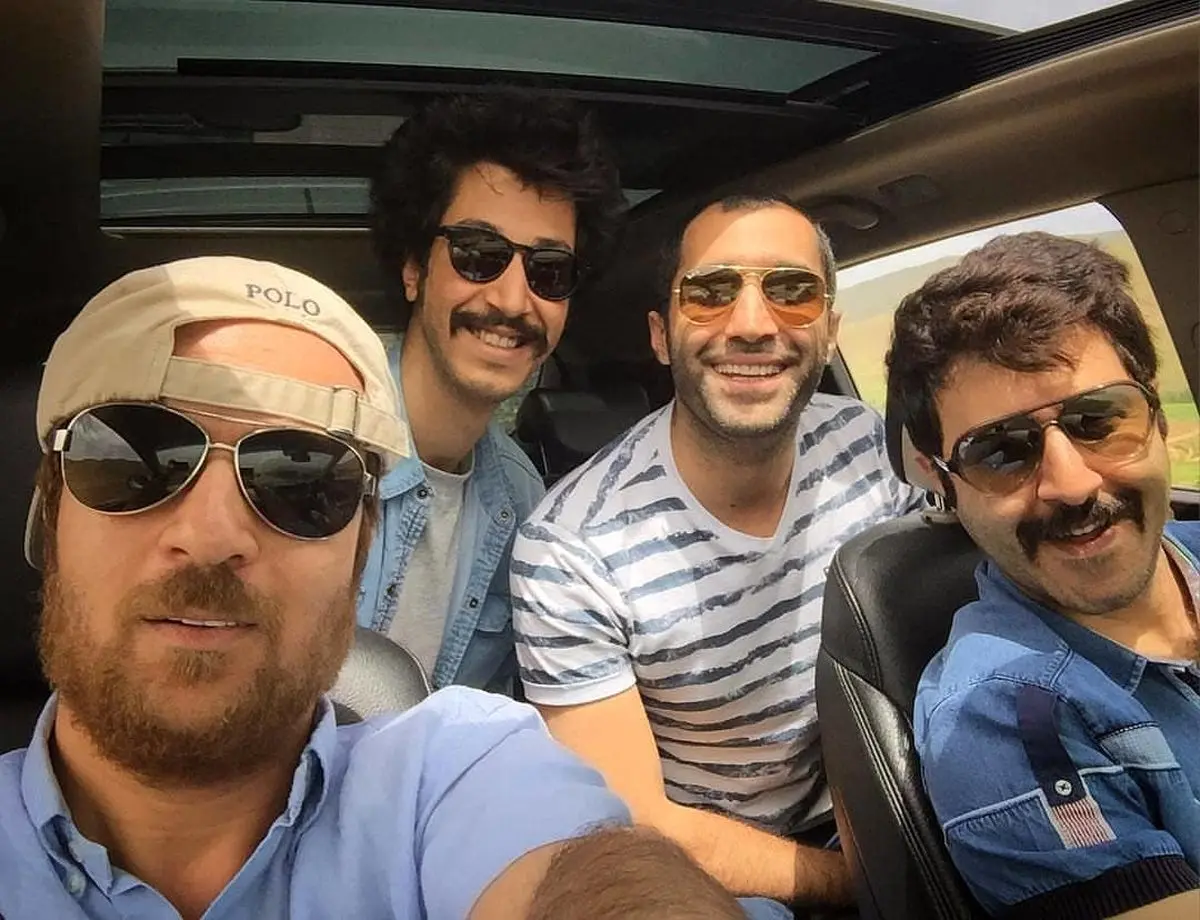 ارسطو، بهتاش، رحمت و دوبرره در کنار هم