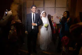 ازدواج زوج کارتن‌خواب در مرکز مهر + عکس