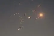 سرنگونی یک فروند پهپاد متخاصم در آسمان تهران 