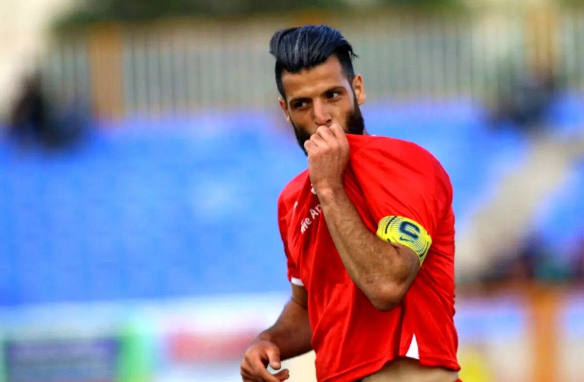 فسخ یکطرفه با مهاجم پرسپولیسی