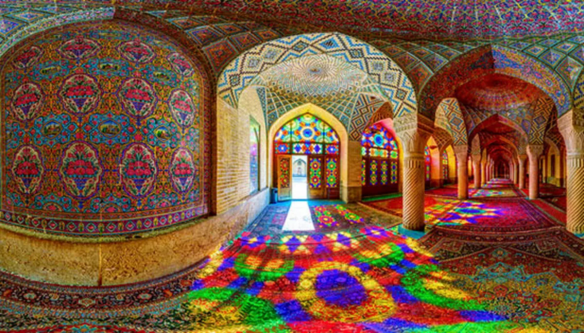 مروری بر کارکردهای عبادی، فرهنگی، اجتماعی و سیاسی مسجد