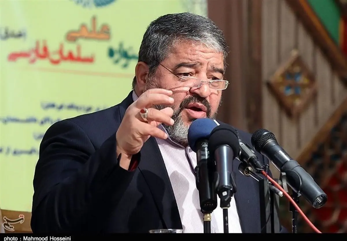 انتقال فرهنگ شهید فهمیده به دانشآموزان کشور را در برابر تهدیدات بیمه میکند