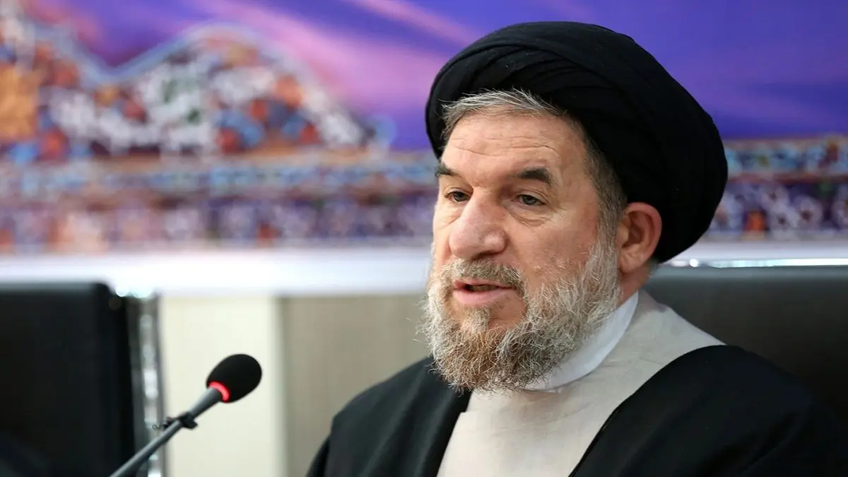 بازنشستگان باید از ۹۰ درصد حقوق شاغلین بهرهمند شوند