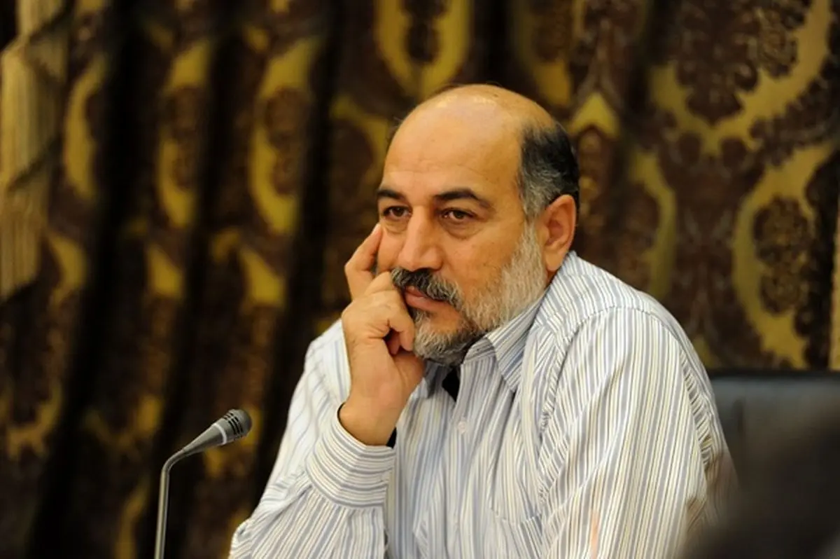 شبکه های مجازی موثر خارجی یا رفع فیلتر شوند یا جایگزین درستی باید داشته باشند