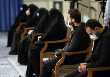 دیدار دست‌اندرکاران مراسم سالگرد شهید سلیمانی با رهبر معظم انقلاب اسلامی