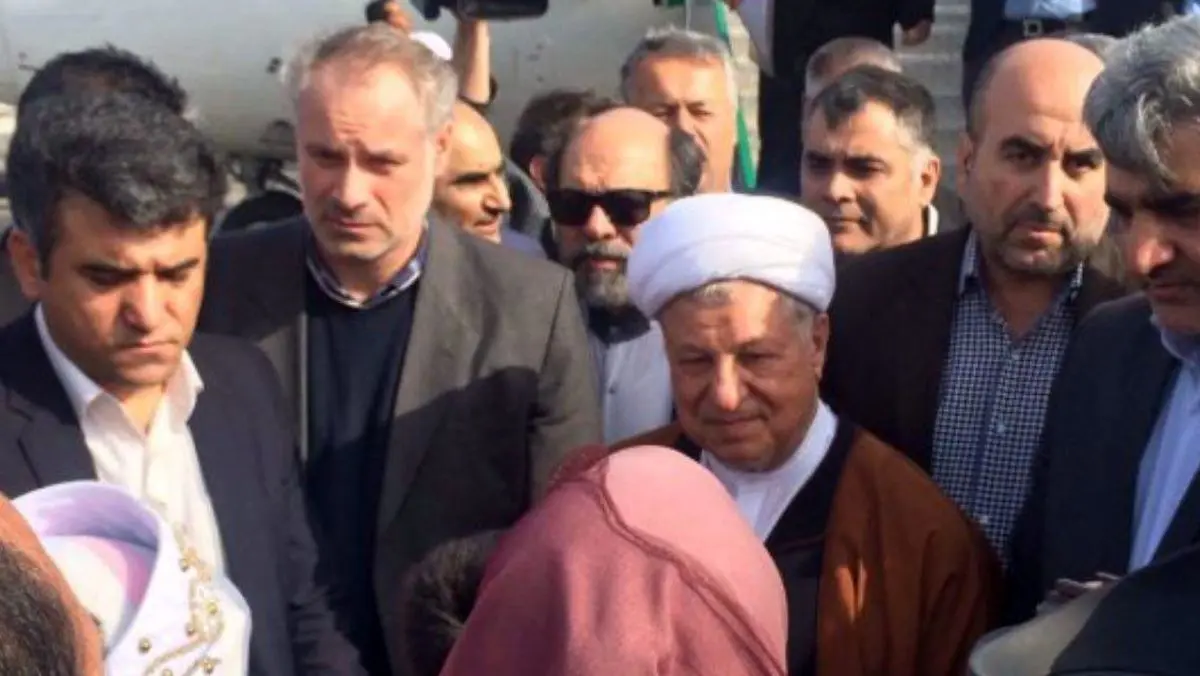 ورود رئیس مجمع تشخیص مصلحت نظام به جزیره خارگ