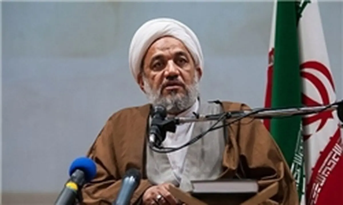 گره زدن اقتصاد به مسائل هسته‌ای کار درستی نبود