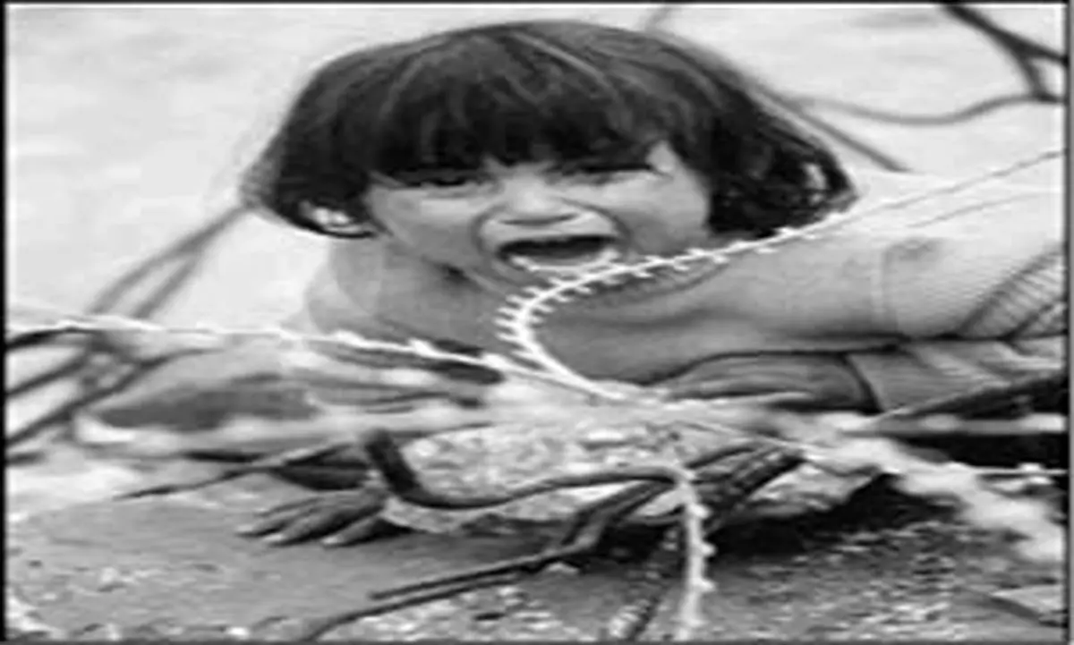 برخورد غیرانسانی صهیونیست ها با کودکان فلسطینی