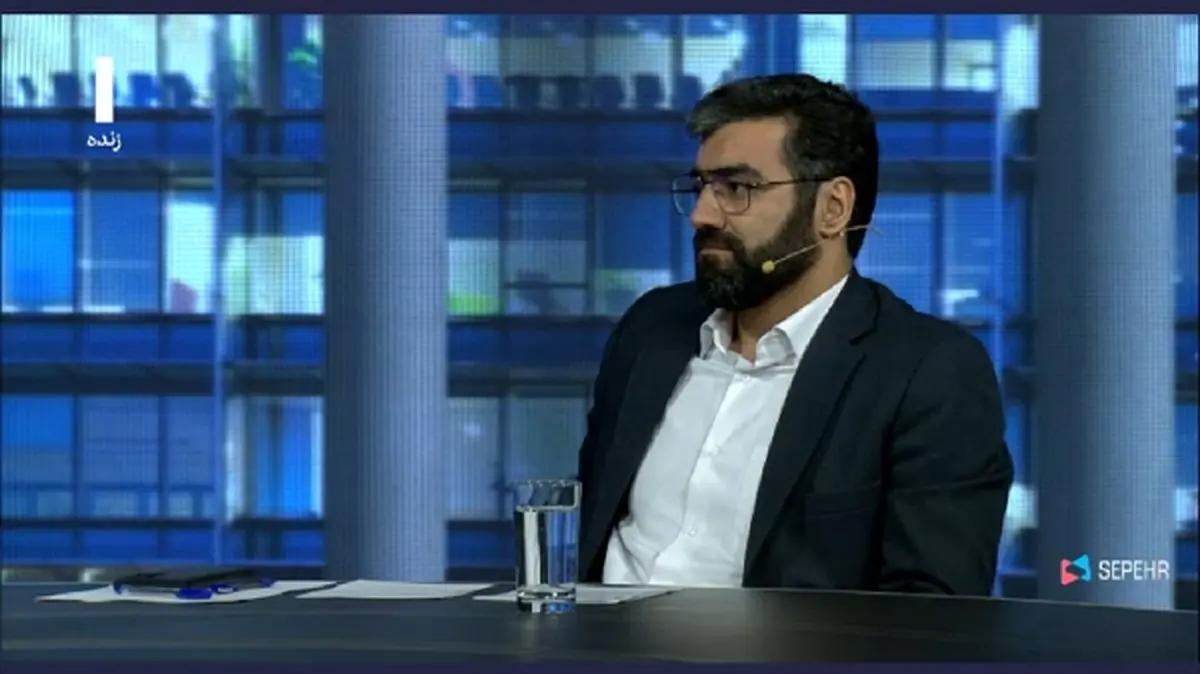 امثال مهران مدیری و رامبد جوان جرات حضور در تلویزیون را ندارند