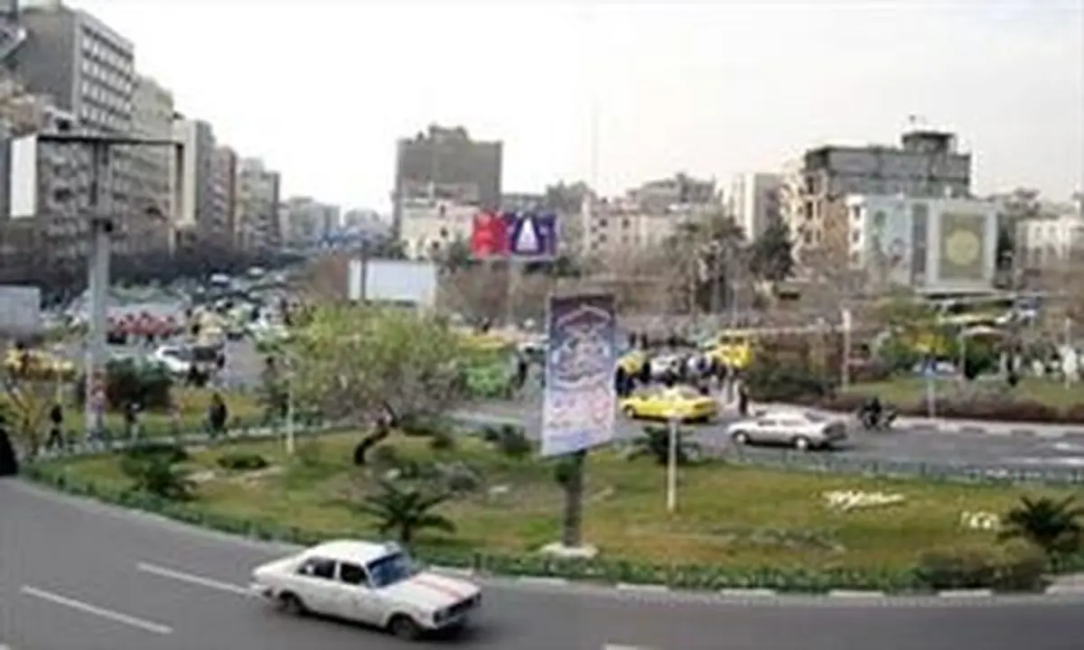 بخشی از میدان هفت تیر به پیاده راه تبدیل می‌شود
