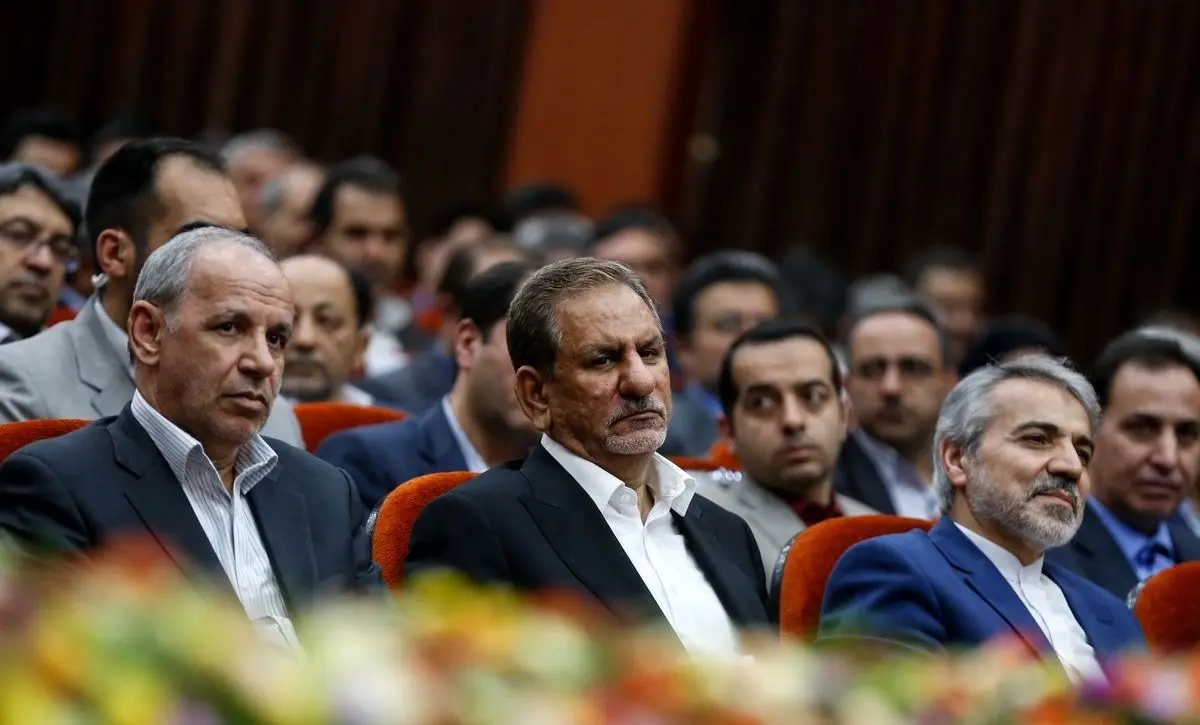 معاون روحانی عزادار شد