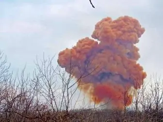 نشت مواد سمی پس از بمباران کارخانه مواد شیمیایی در لوهانسک
