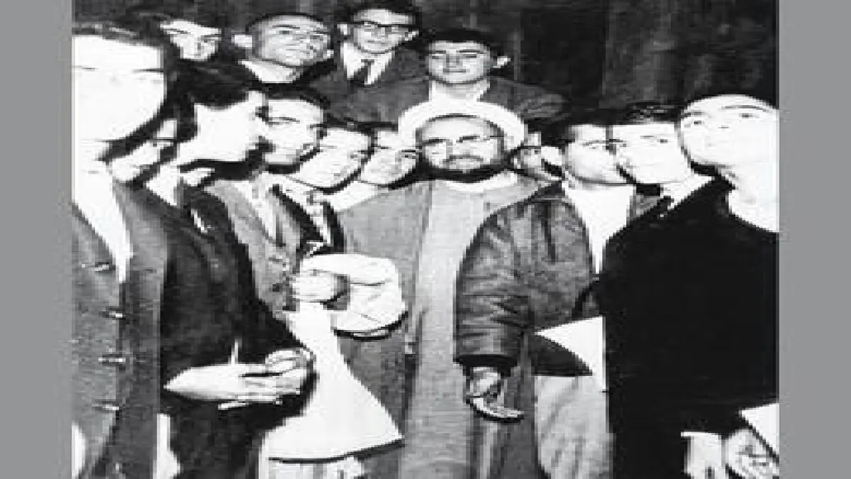 تطهیر پهلوی، این بار با بدنام کردن آیت‌الله مطهری!