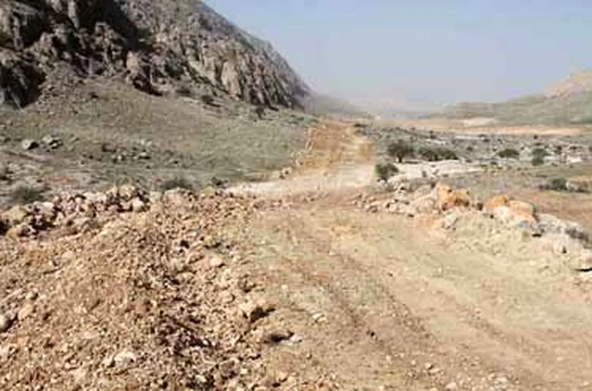 عبورخط لوله نفت سروستان از زیستگاه آهوان
