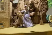 «ماه‌پیشونی» به روی صحنه می رود