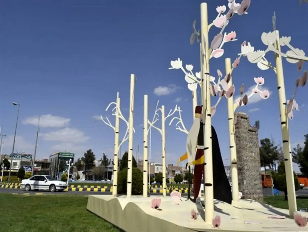 از نبود نماد معرف بیرجند تا بی محتوایی بسیاری از المان ها