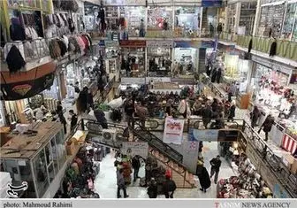 رونق دست‌فروشی در یک روز تعطیل تهران