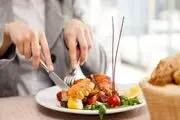 افرادی که غذا را نجویده می‌خورند، بخوانند