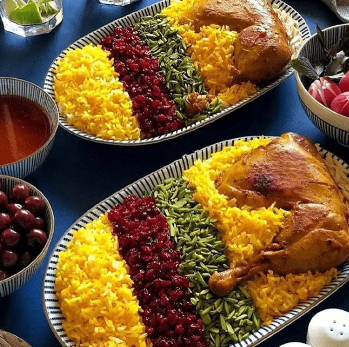 طرز تهیه زرشک پلو با مرغ زعفرانی بسیار خوشمزه و متفاوت